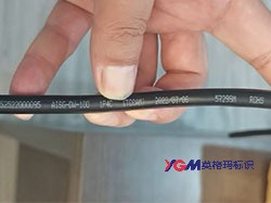 小字符噴碼機弧形熱縮管噴碼打印實例圖